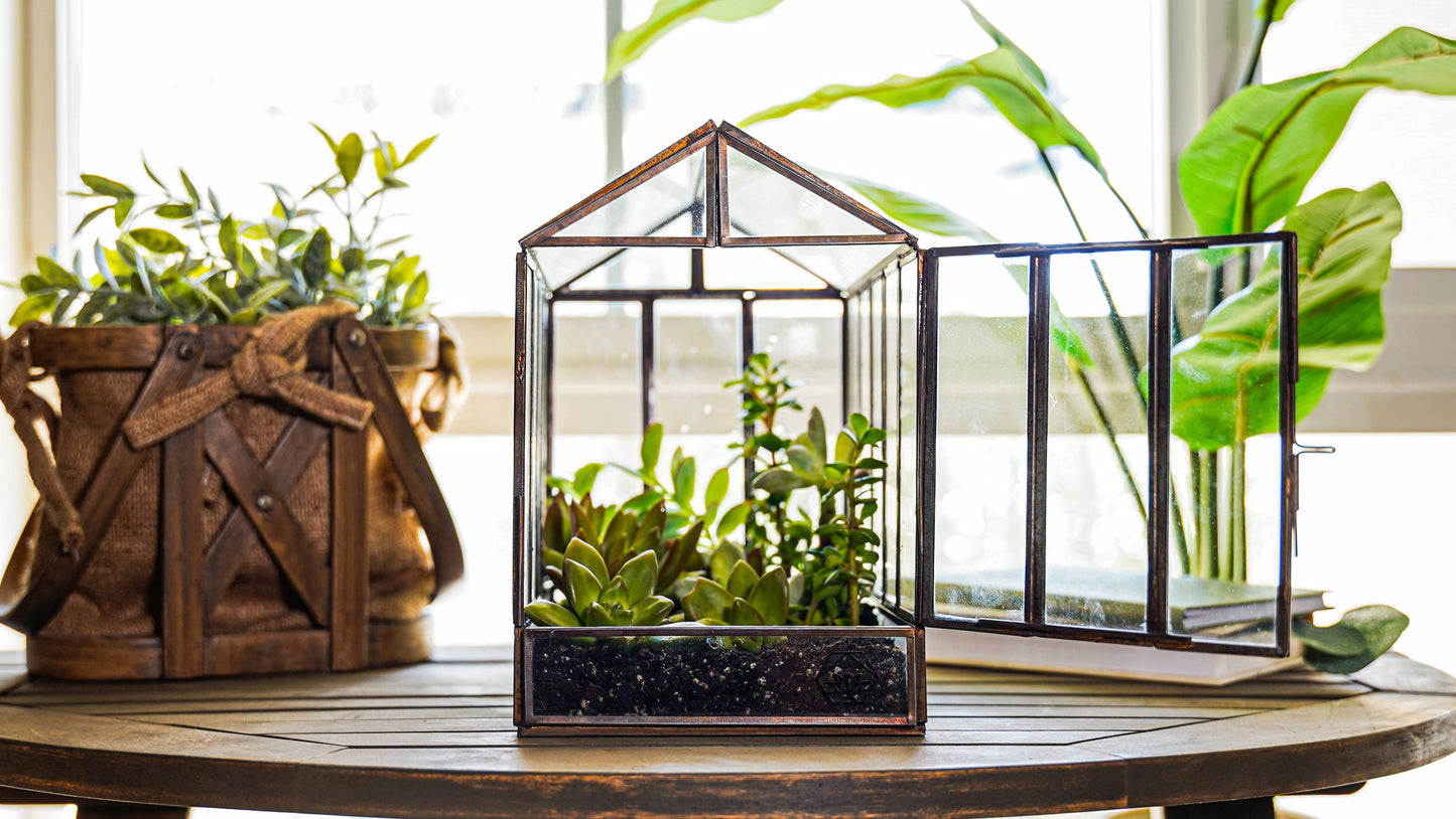 Bronze Greenhouse Terrarium