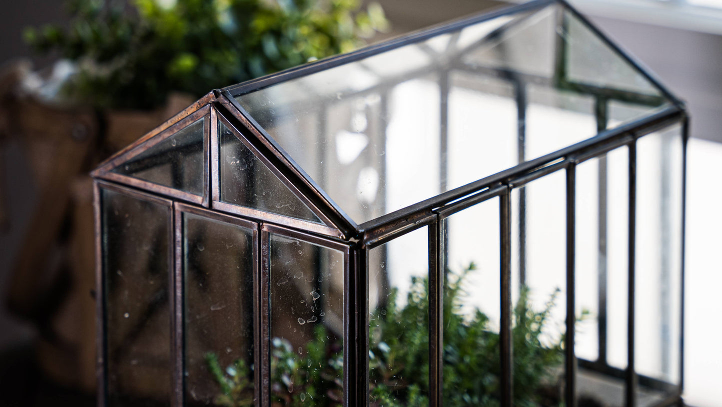 Bronze Greenhouse Terrarium