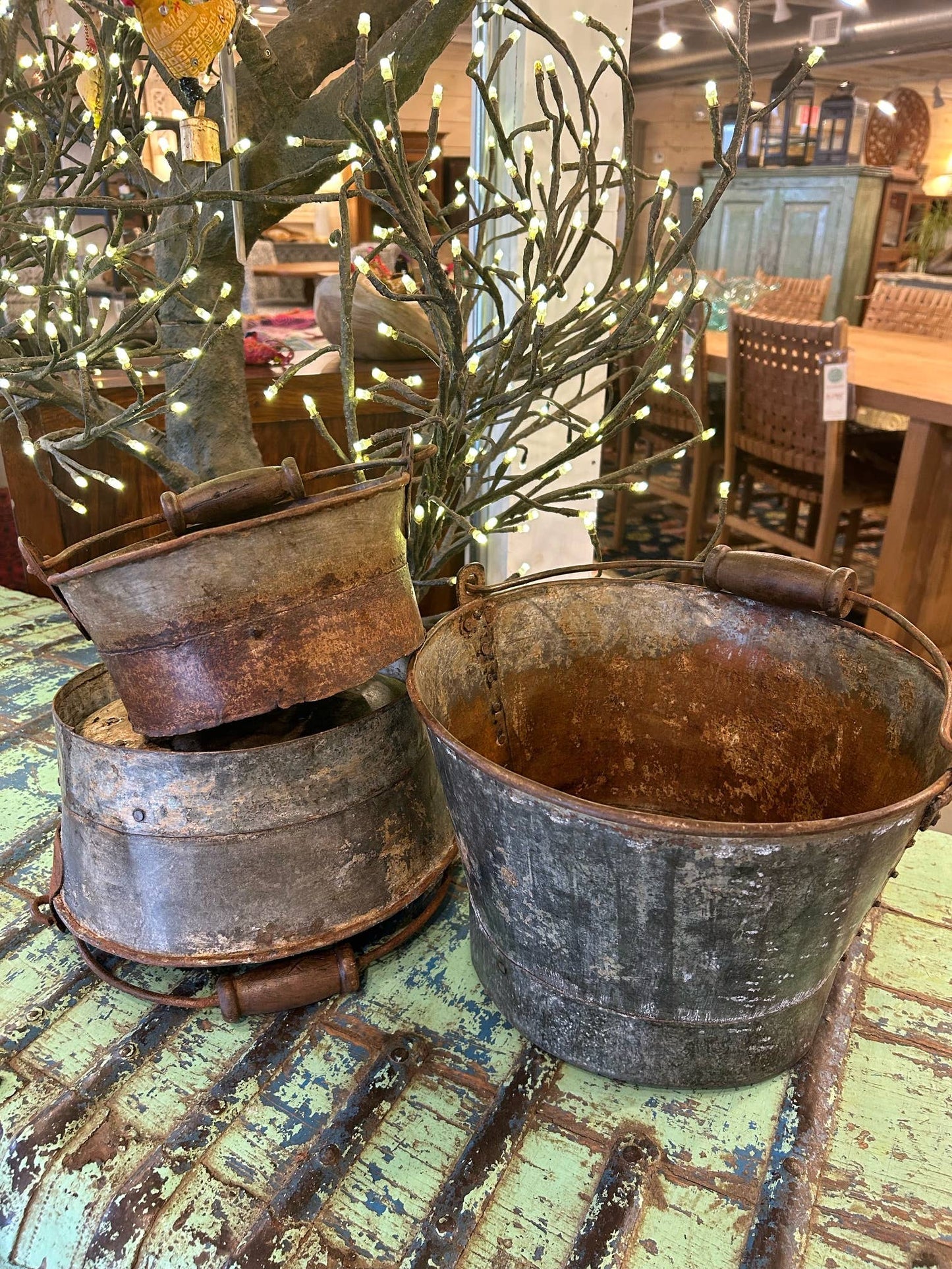 Galvanized Wide Bucket