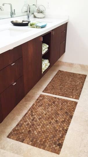 Large Teak Indoor/Outdoor Bath & Floor Mat (34 x 21")