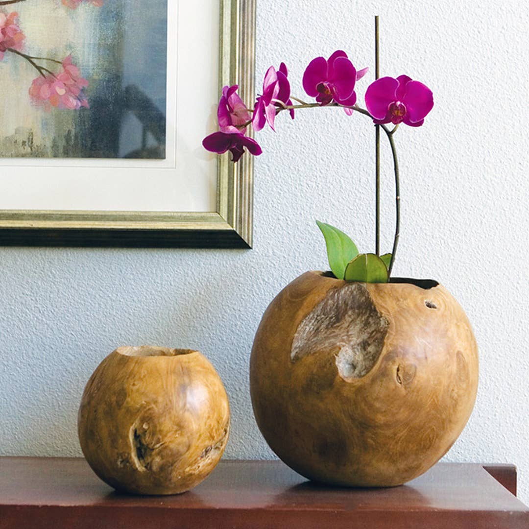 Teak Ball Pot