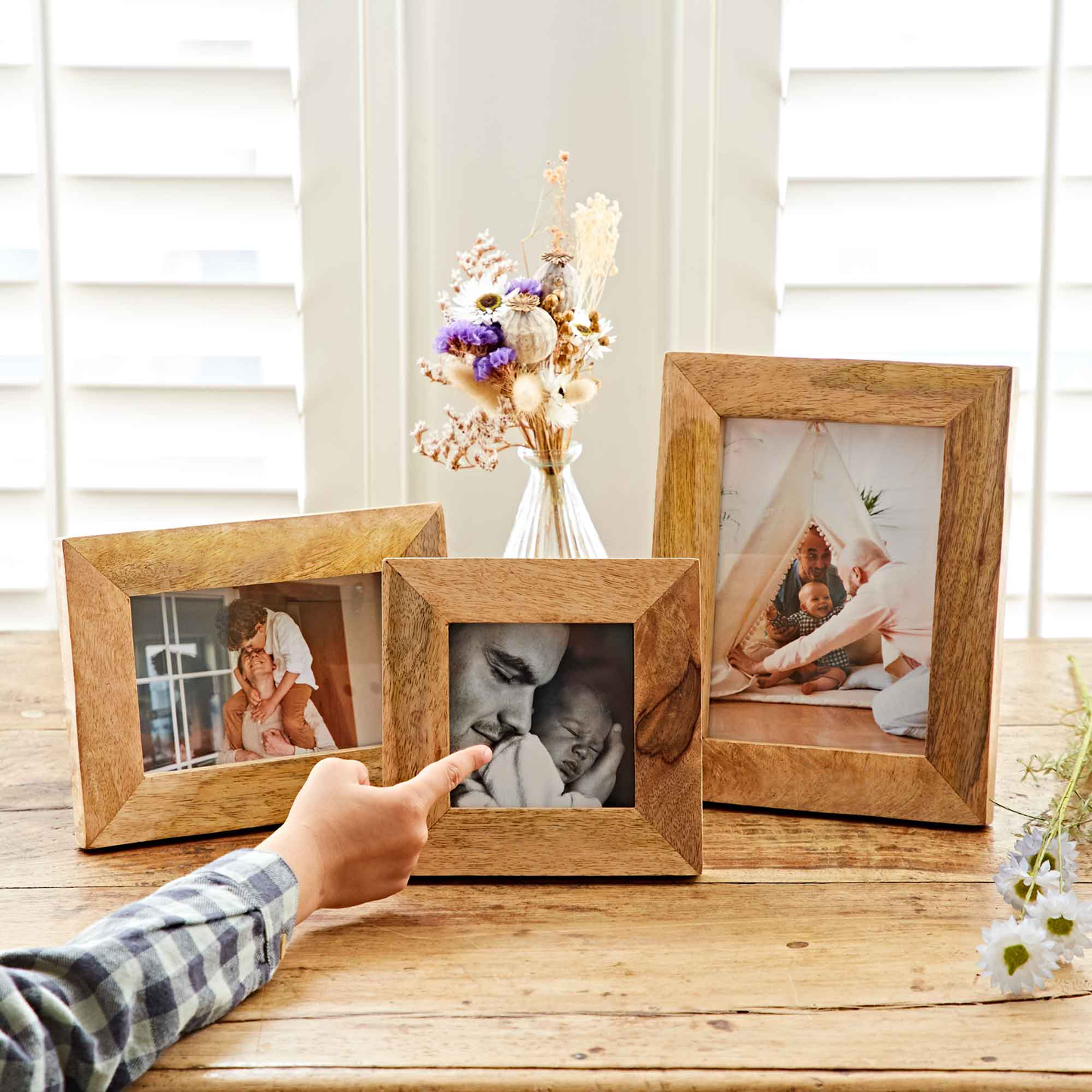 Lakadee Wooden Photo Frame: 3.5 x 3.5