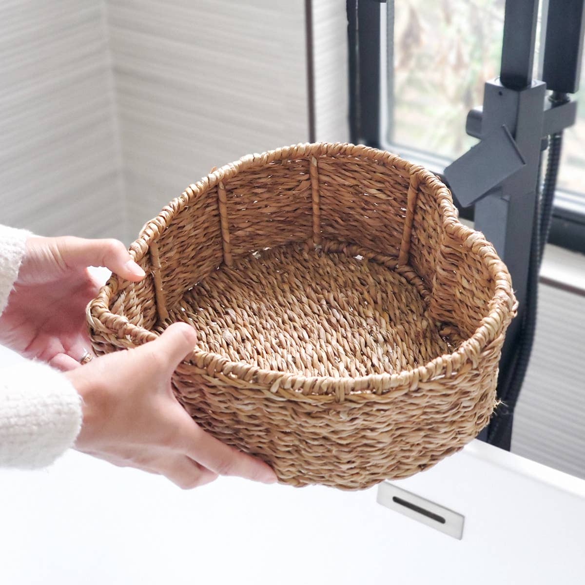 Savar Wicker Heart Basket