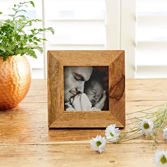 Lakadee Wooden Photo Frame: 3.5 x 3.5