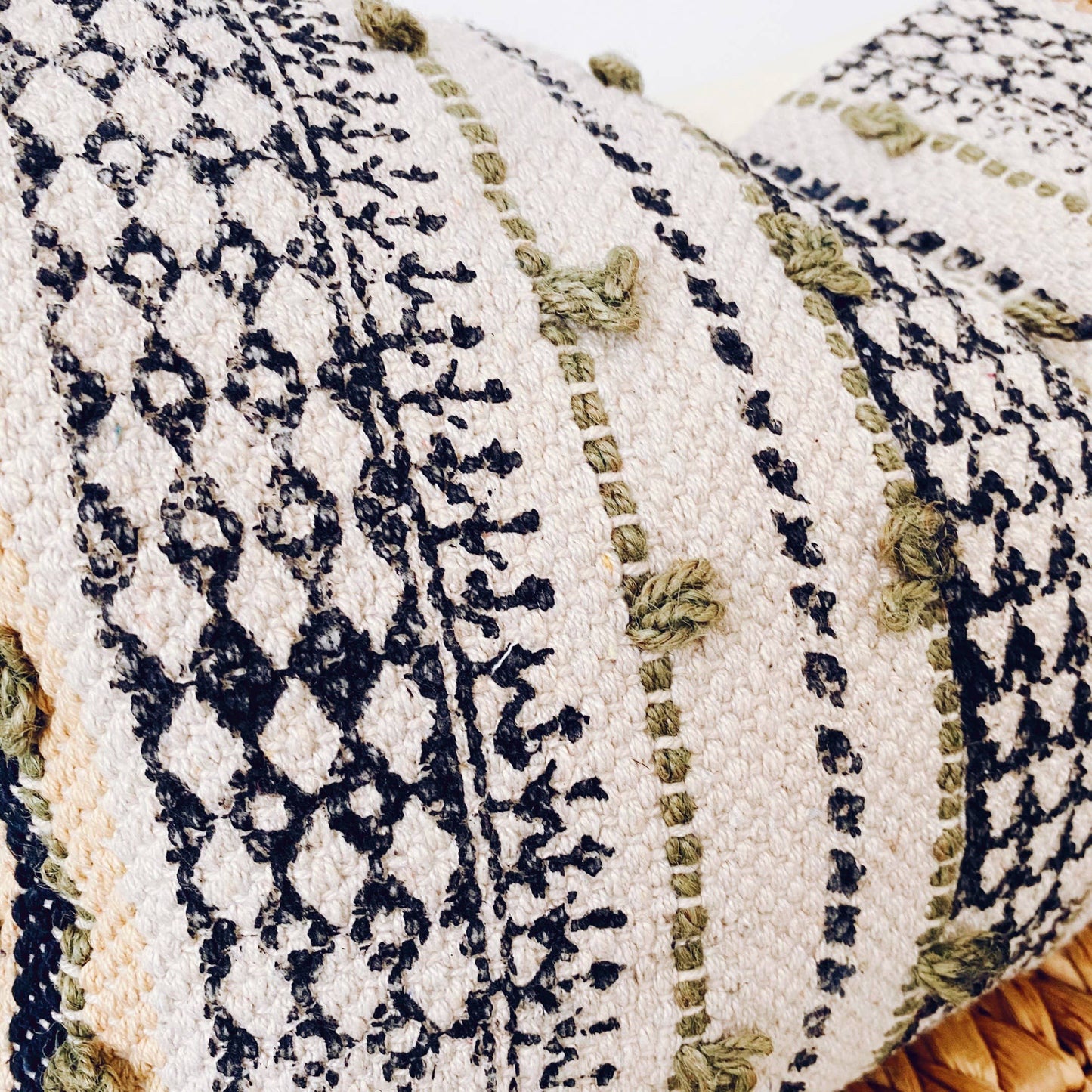 Kyra Lumbar Pillow 16x24