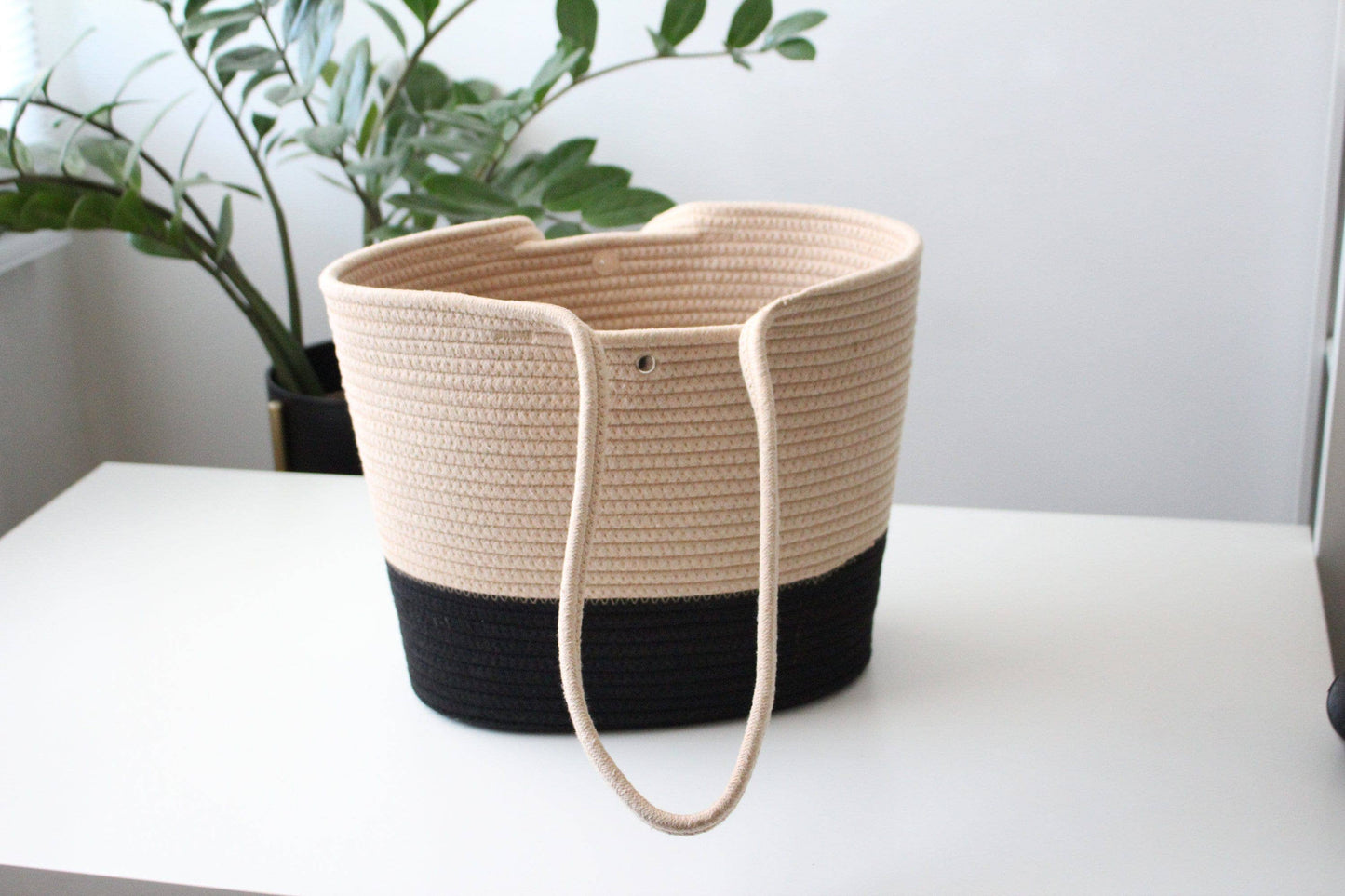 Market Tote Shoulder Bag in Jute and Cotton