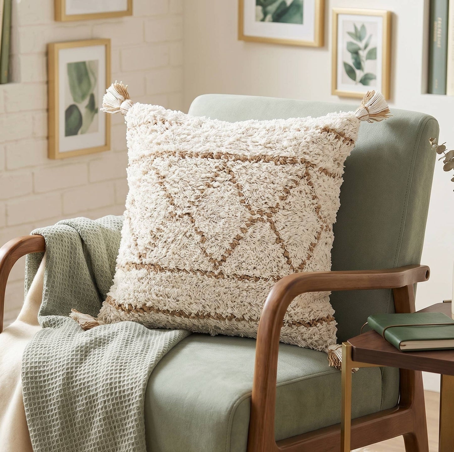 Diamond Jute & Cotton Throw Pillow