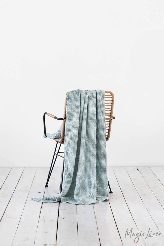 Linen Waffle Throw