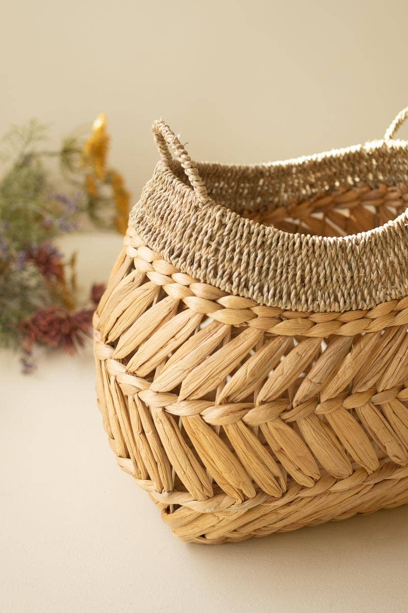 Braided Seagrass Rounded Basket