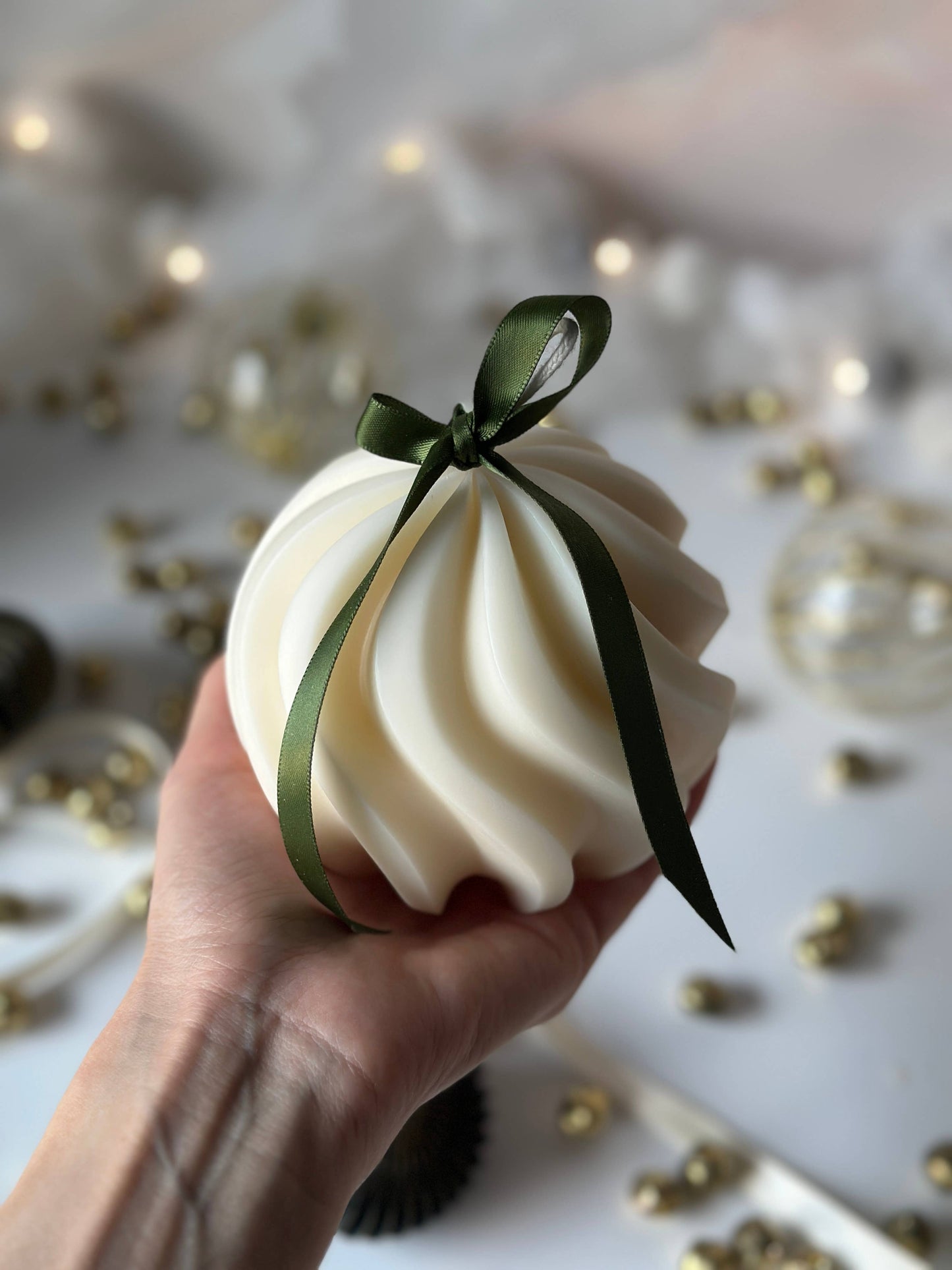 Christmas Ball Candle