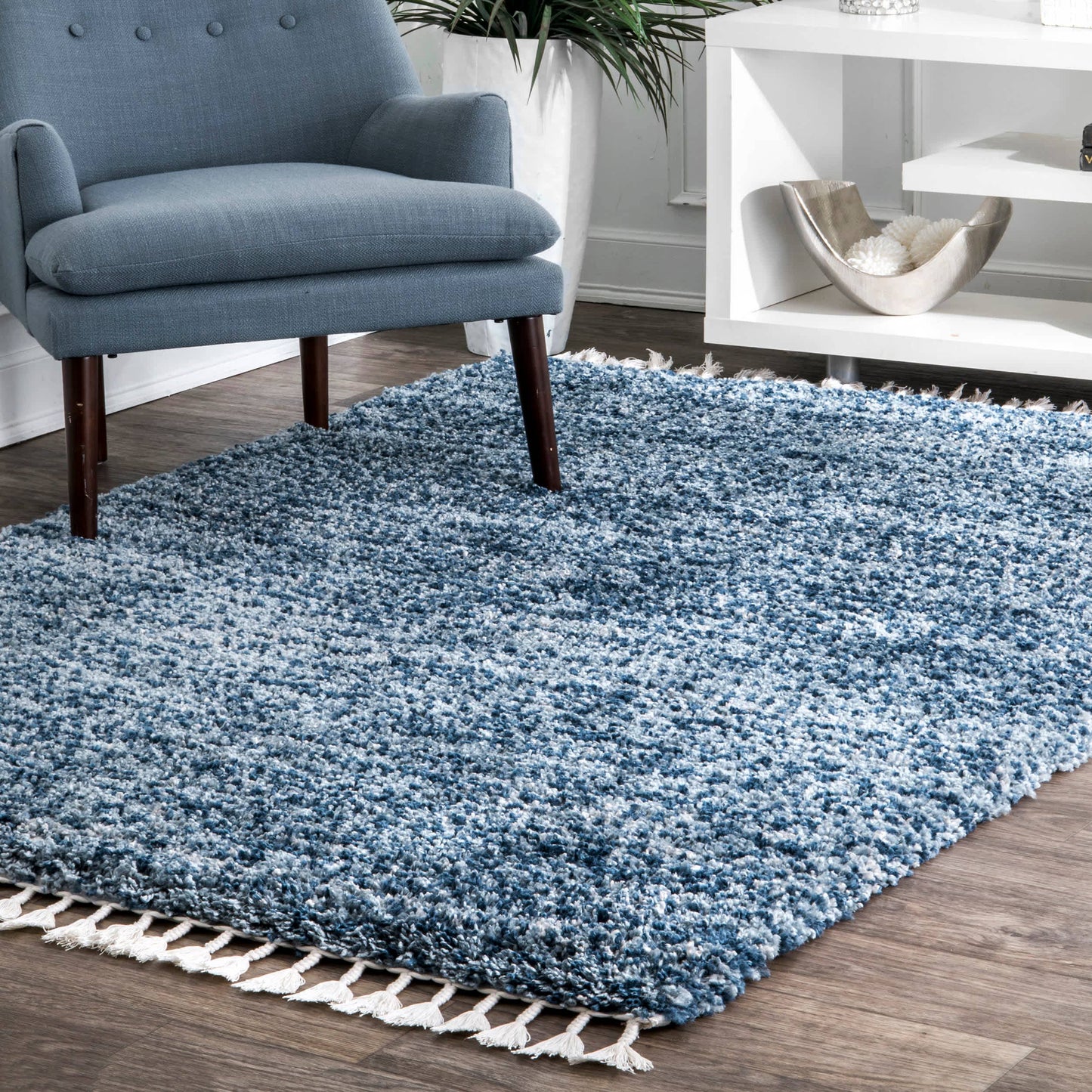 Soft Shag Tassel Rug