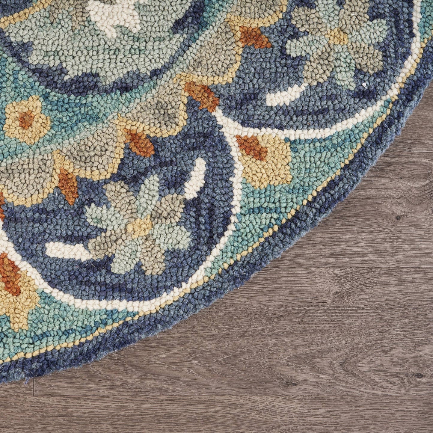 Daniela Hand-Tufted Wool 4' Round Rug