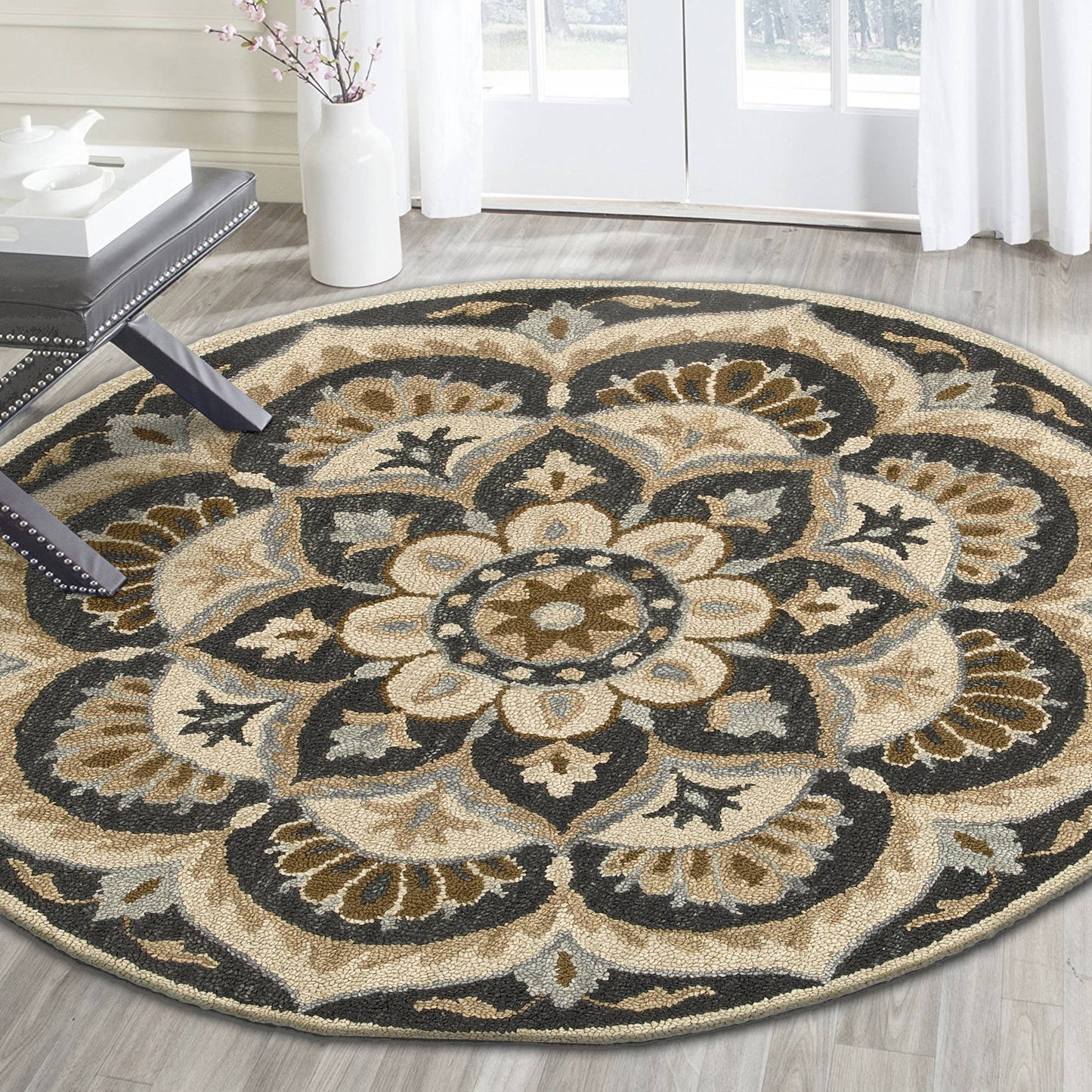 Daniela Hand-Tufted Wool 4' Round Rug