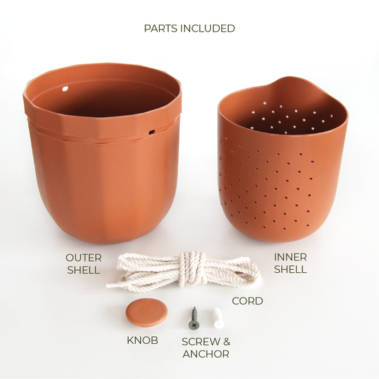 Loop Hanging Planter in Terracotta