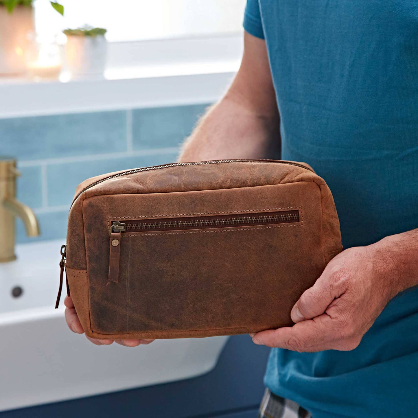 Buffalo Leather Wash Bag