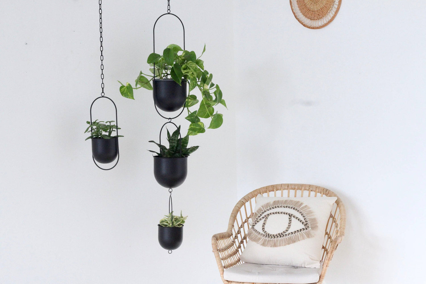 Metal Oval Hanging Extension