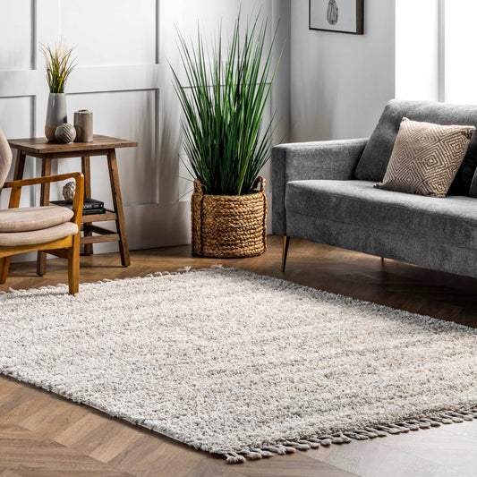 Soft Shag Tassel Rug