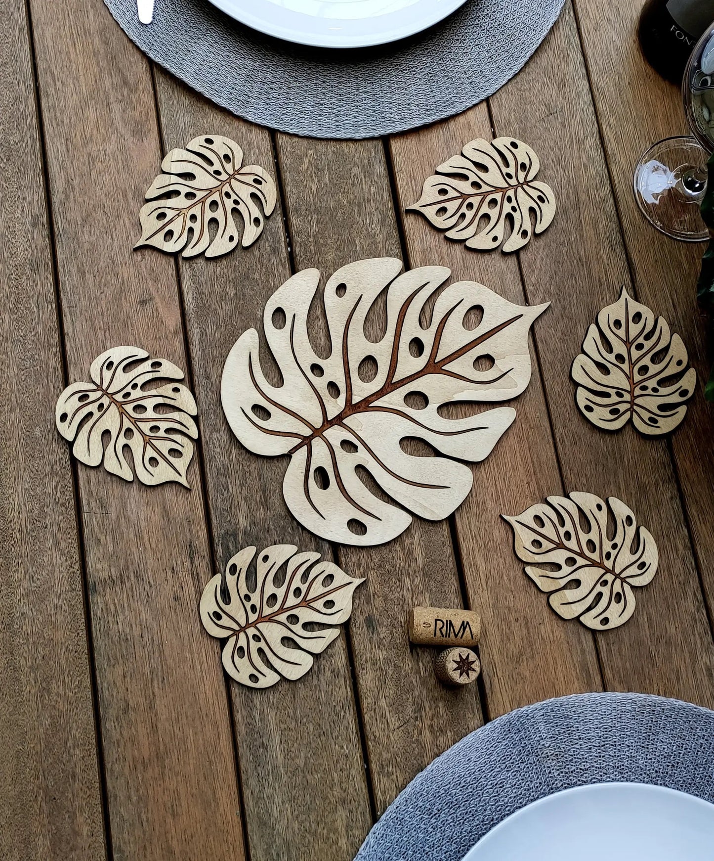 Pot Base and Set of 6 Coasters Nature - Wood